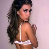 model-avatar